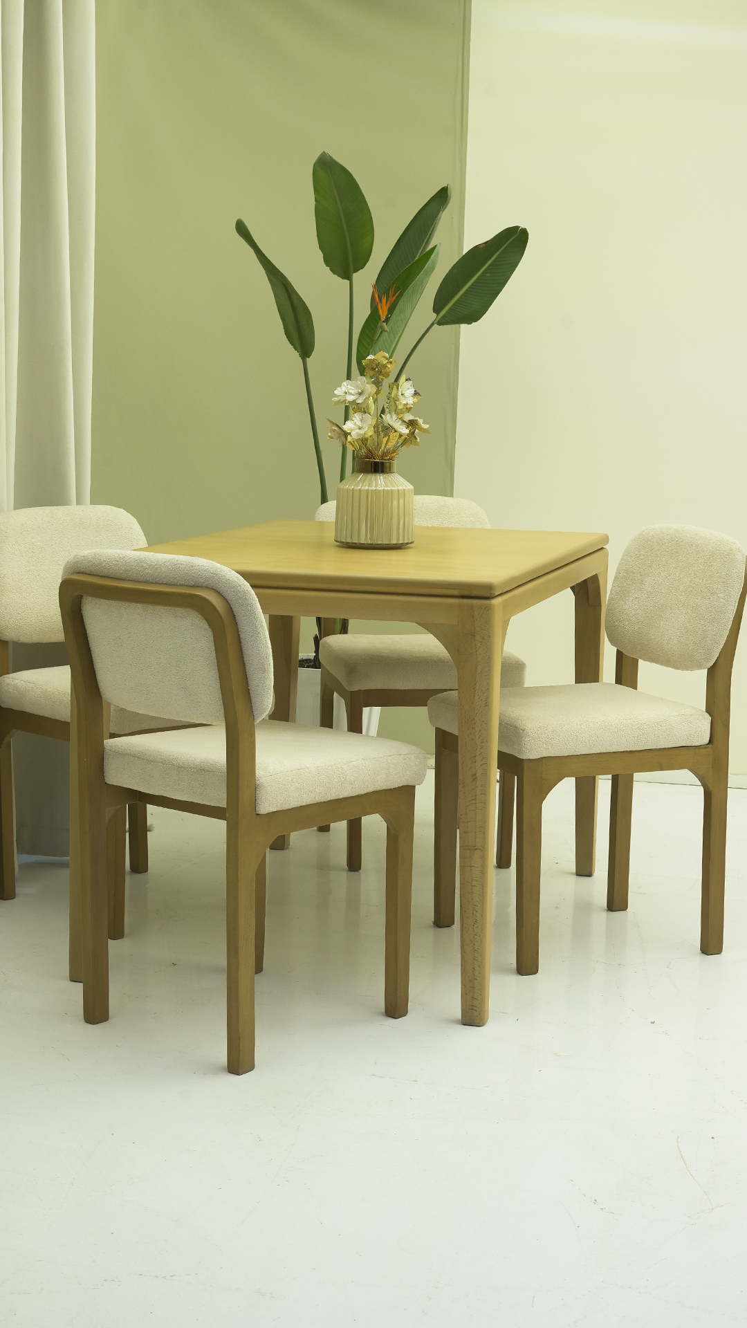 1 نهارخوری آیسل عظیم زاده